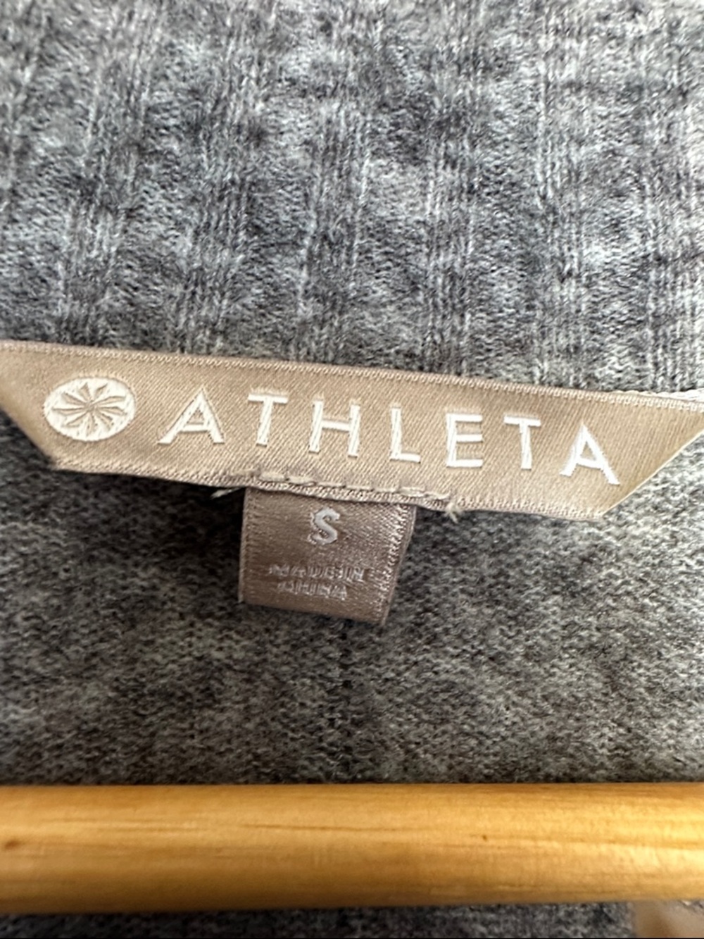 Athleta Gray Long Open-Front Cardigan with Cream Panels and Pockets - Picture 5 of 7